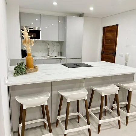 Апартаменти Sunrise *